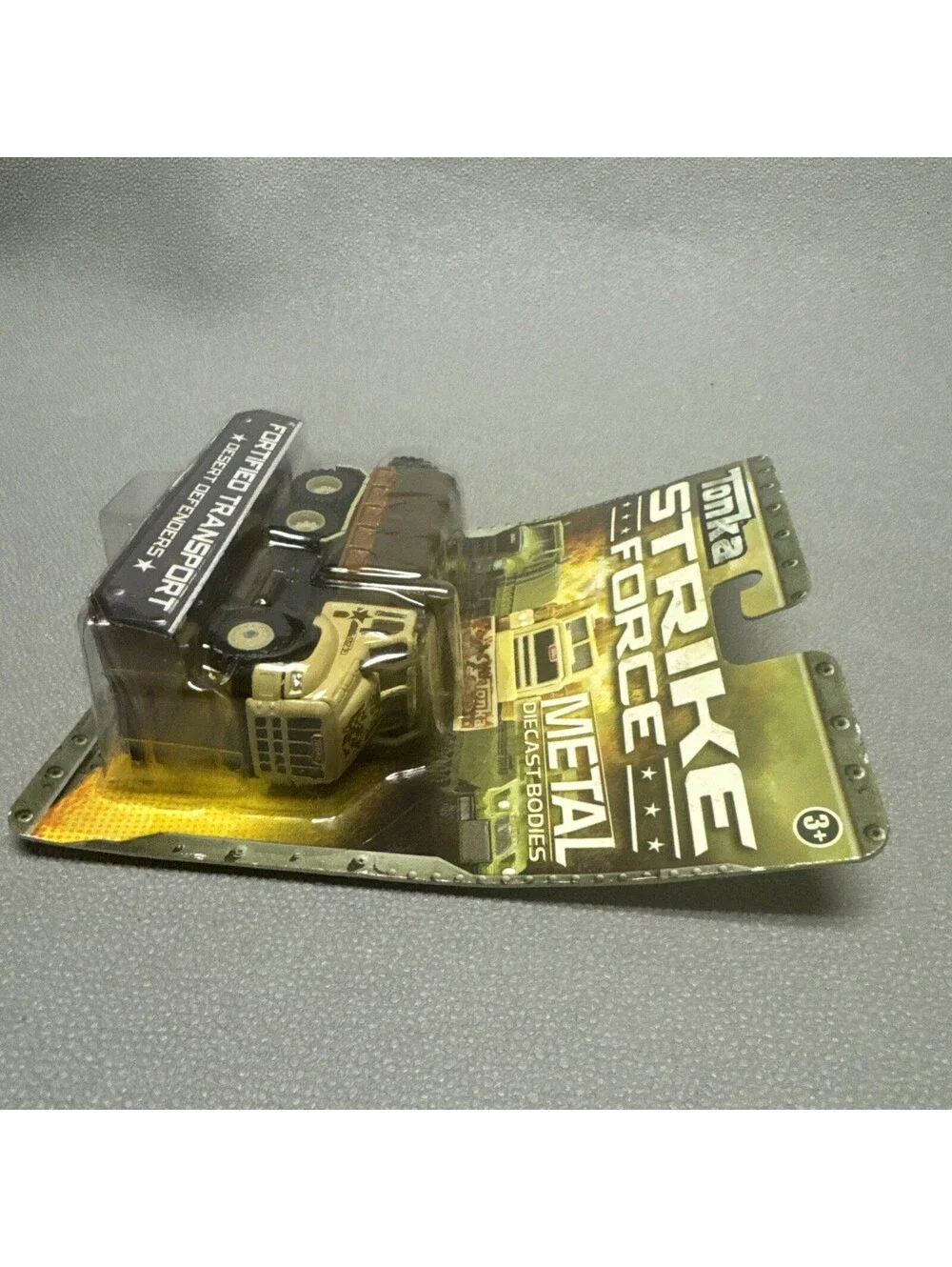 Tonka Strike Force Metal Desert Defenders Air Assault & Fortified Transport 1/64